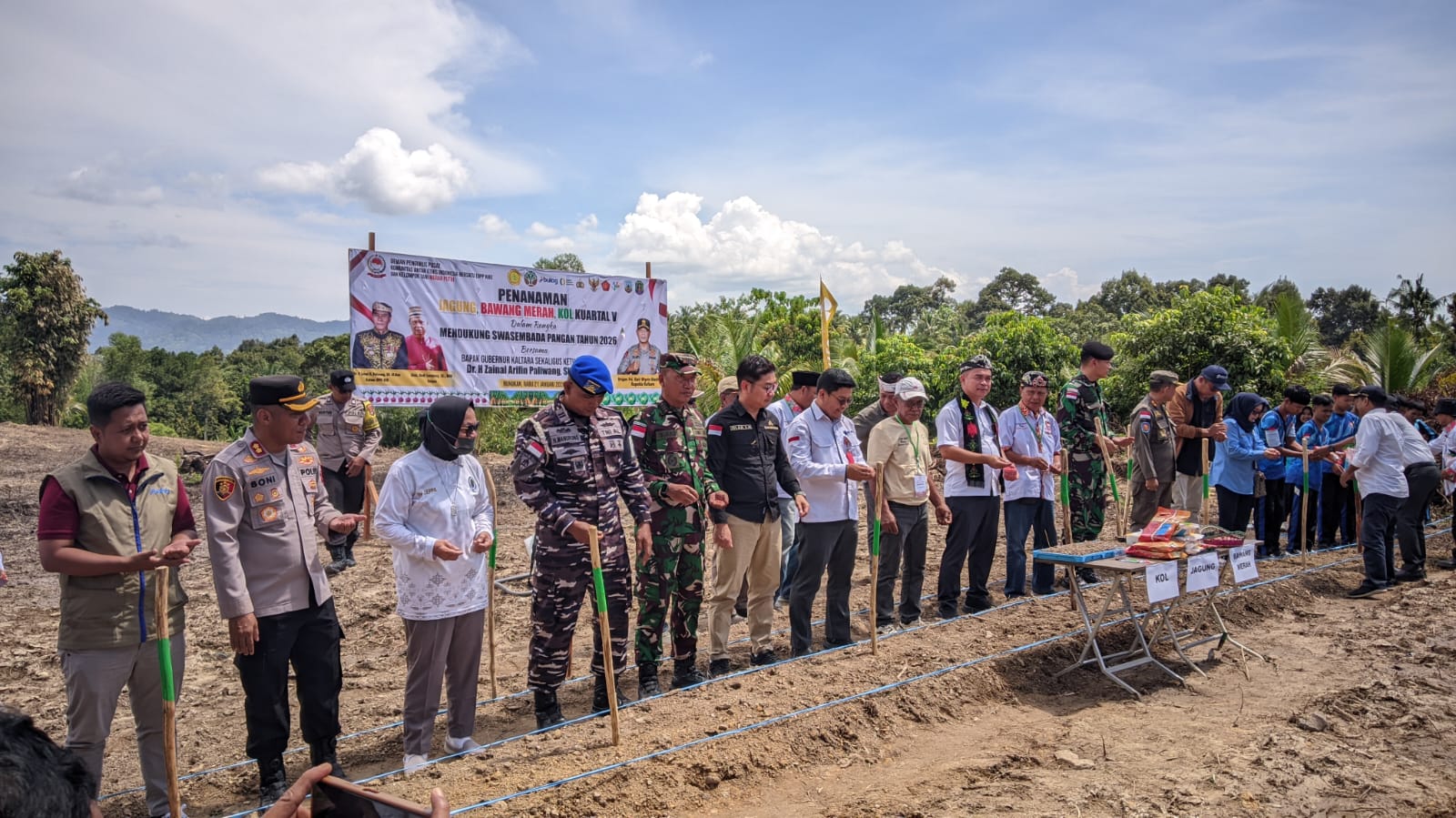 BERITA GAMBAR SIMPATIK